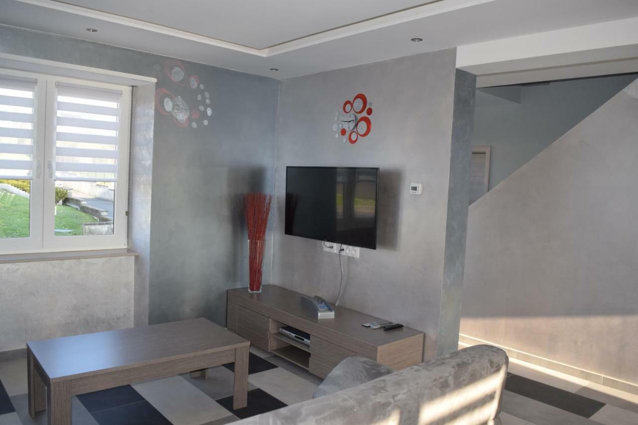 Le Gite De Maya Bining Exterior photo